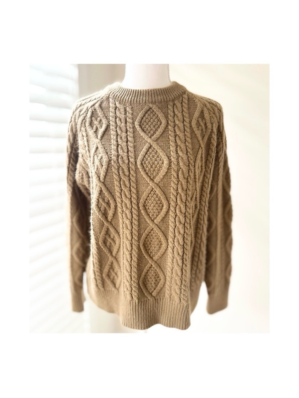 Women's Cable Knit Crewneck Sweater - Tan